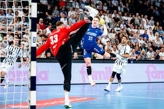 07.06.2026, xdobgx, Handball Daikin HBL, THW Kiel - TBV Lemgo Lippe v.l. Andreas Wolff (Kiel, 33), Jarnes Faust (TBV Lemgo Lippe, 35) beim Wurf, in action, throwing