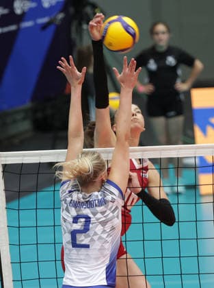 VOLLEYBALL - CEV ELW, AUT vs ISL SCHWECHAT,AUSTRIA,07.JUN.26 - VOLLEYBALL - CEV European League women, OEVV international match, Länderspiel, Nationalmannschaft Austria vs Iceland. Image shows Elisabet Einarsdottir (ISL) and Anamarija Galic (AUT).  GEPAxpictures xWalterxLuger