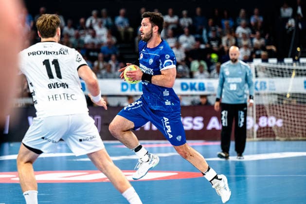 07.06.2026, xdobgx, Handball Daikin HBL, THW Kiel - TBV Lemgo Lippe v.l. Petter Overby (Kiel, 11), Tim Suton (TBV Lemgo Lippe, 23) am Ball, plays the ball