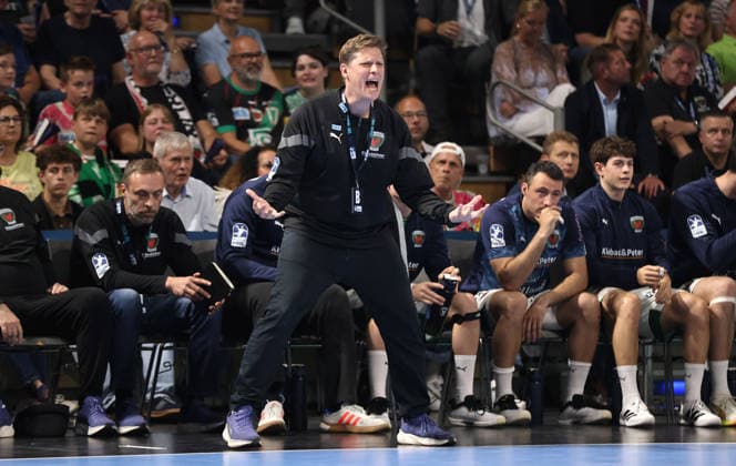 Trainer Nicolej Krickau feuert an Einzelbild Freisteller Aktion Handball HBL Bundesliga Herren 34. Spieltag Saison 2025 2026 07.06.2026 Füchse Berlin vs SG Flensburg Handewitt