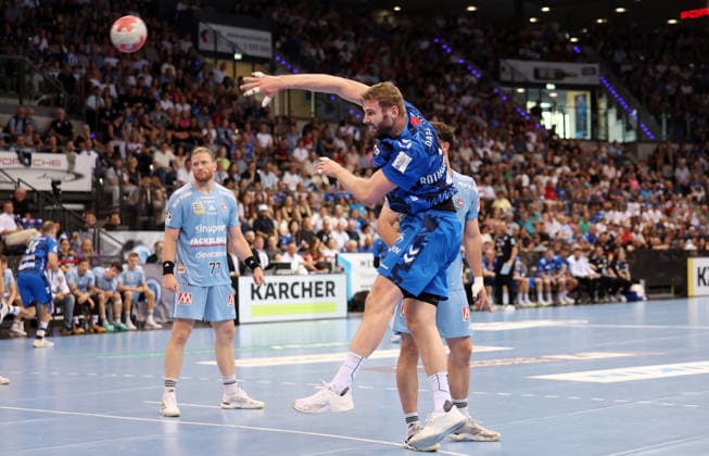 Stuttgart , Handball TVB Stuttgart VS HC Erlangen, Samuel Röthlisberger (TVB)
