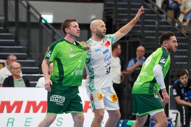 07.06.2026, xgox, Handball - Daikin HBL HSG Wetzlar - SC Magdeburg emspor, v.l. Dominik Mappes (Wetzlar, 7), Oscar Bergendahl (Magdeburg, 54) Zweikampf, Duell, Kampf, tackle Wetzlar