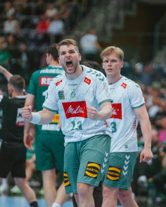 Ian Weber (TSV GWD Minden, 13) celebrates goal SC DHfK Leipzig - TSV GWD Minden. Bundesliga, Herren Handball, 25 26, GER, Leipzig, Quarterback Immobilien Arena, Round 34 Leipzig Quarterback Immobilien Arena Sachsen GER Copyright: xBillmanxDubex