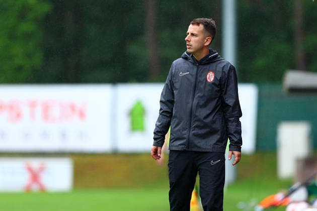 Can Timo Schultz (Trainer, Eimsbütteler TV) Fußball I Herren I Aufstiegsrunde zur Regionalliga Nord I Saison 2025-2026 I 3. Spiel I Eimsbütteler TV - Blumenthaler SV I 07.06.2026 I A-Platz Heeslingen