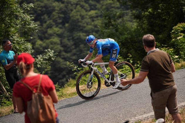 The blue jersey Netherlands™s Demi Vollering of FDJ United - Suez™s during Stage 9 of the Giro d™Italia Women, from Saluzzo to Saluzzo, Italy, Sunday, June 7, 2026.  Copyright: xMarcoxAlpozzi LaPressex