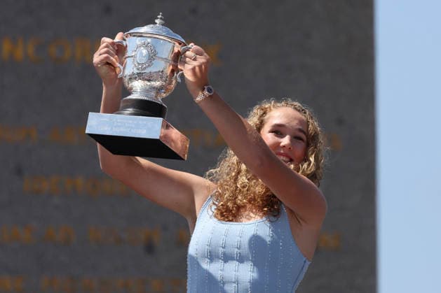TENNIS : Roland Garros 2026 - Finale Simple Dames - 07 06 2026 Mirra Andreeva (RUS) ParisFrance  Copyright: xMichaelxBaucherx