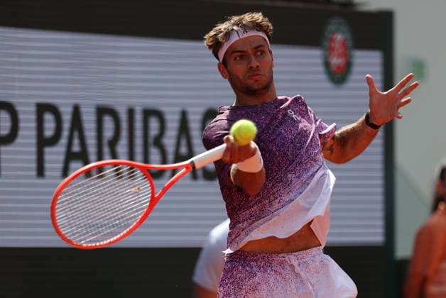 ROLAND GARROS 2026 Thierry Larret MAXPPP - PARIS (75) 07 06 2026 Thierry Larret Maxppp. Tennis. Roland Garros 2026. Internationaux de France de tennis. Stade Roland Garros, Paris (75). Le 7 Juin. Court Philippe CHATRIER : Finale Hommes. Flavio COBOLLI (ITA) vs Alexander ZVEREV (GER). PARIS (75) STADE ROLAND GARROS PARIS ILE DE FRANCE FRANCE  Copyright: xMAXPPPxThierryxLarretx TLR202606072119 TLR202606072119