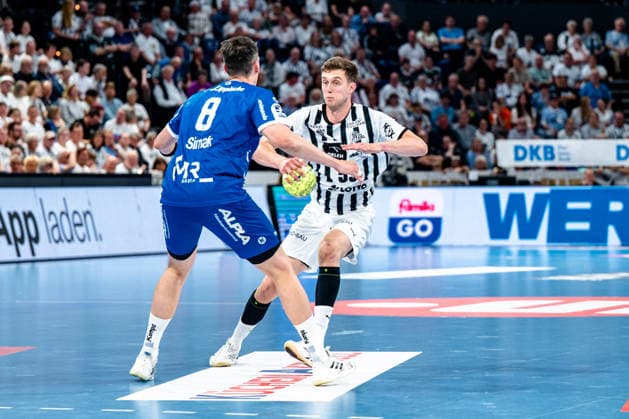 07.06.2026, xdobgx, Handball Daikin HBL, THW Kiel - TBV Lemgo Lippe v.l. Frederik Simak (TBV Lemgo Lippe, 8), Nikola Bilyk (Kiel, 53) am Ball, plays the ball Kiel