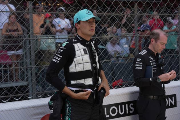 Formel 1 Louis Vuitton Grand Prix Monaco 2026 07.06.2026, Circuit de Monaco, Monte Carlo, Formel 1 Louis Vuitton Grand Prix Monaco 2026 ,im Bild George Russell (GBR), Mercedes-AMG Petronas Formula One Team mit einer Kühhlweste.