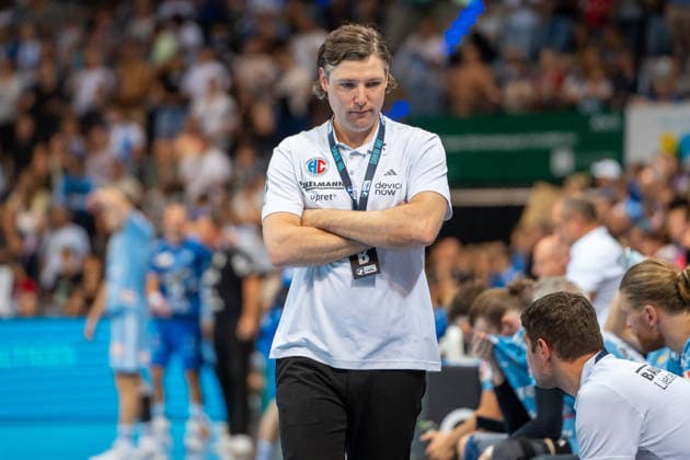 Handball I Herren I Saison 2025-2026 I Bundesliga I 34. Spieltag I TVB Stuttgart - HC Erlangen I 07.06.2026 Johannes Sellin (Trainer, HC Erlangen) unzufrieden Stuttgart Porsche Arena Baden-Württemberg Deutschland