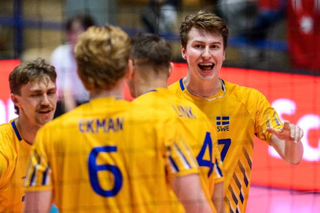 260607 Mans Eriksson of Sweden celebrates during the European League volleyball match between Sweden and Azerbaijan on June 7, 2026 in Lund. Photo: Mathilda Schuler BILDBYRAN kod MA MA0996 volleyboll volleyball european league sweden azerbaijan bbeng jubel