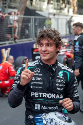 FORMULA 1 - GP of Monaco MONTE CARLO,MONACO,07.JUN.26 - MOTORSPORTS, FORMULA 1 - Grand Prix of Monaco, Circuit de Monaco. Image shows the rejoicing of Kimi Antonelli (ITA Mercedes).  GEPAxpictures xGabrielxLopez