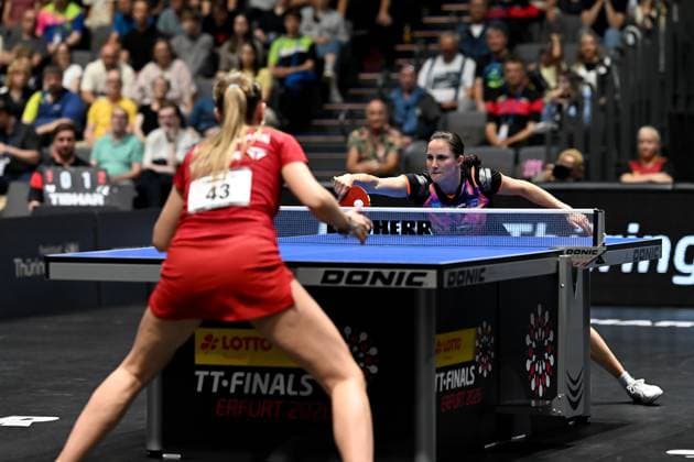 Tischtennis 94. Nationale Deutsche Meisterschaften am 07.06.2026 in den Messehallen in Erfurt Finale Damen Einzel: Annett Kaufmann, links und Sabine Winter, rechts