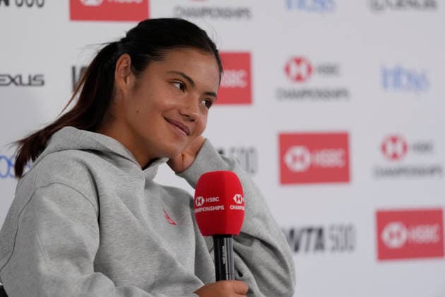 2026 The HSBC Championships - Katie Boulter & Emma Raducanu press conference, PK, Pressekonferenz Emma Raducanu speaks to the media ahead of the HSBC Championships 2026 women s tennis tournament at The Queen s Club in London, England, on June 7, 2026. London United Kingdom  Copyright: xOwenxHammondx originalFilename:hammond-thehsbcc260607_npDyv.jpg