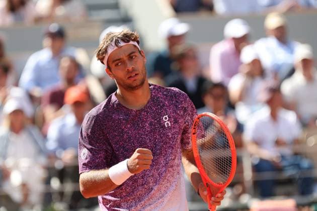 ROLAND GARROS PHOTOPQR LE PARISIEN Le Parisien Arnaud Journois ; PARIS ; 07 06 2026 ; Paris. Stade Roland Garros, le 7 juin 2026. Tennis. Internationaux de France de Roland Garros. Simple Messieurs Court Philippe Chatrier - finale Alexander Zverev vs Flavio Cobolli Photo Le Parisien Arnaud Journois Roland Garros French Open tennis tournament, in Paris, France, on 07 June 2026 PARIS France  Copyright: xPHOTOPQR LExPARISIEN MAXPPPxLexParisienx xArnaudxJournoisx 20260607LPA2450 20260607LPA2450