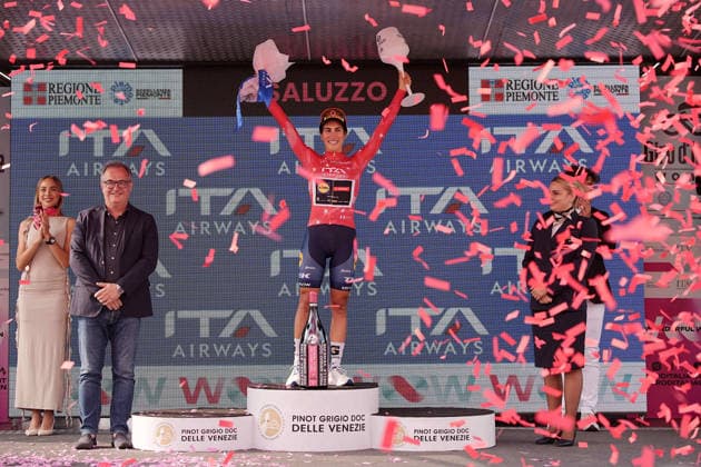 The red jersey Italy™s Elisa Balsamo of Lidl - Trek™s celebrate on the podium after the Stage 9 of the Giro d™Italia Women, from Saluzzo to Saluzzo, Italy, Sunday, June 7, 2026.  Copyright: xMarcoxAlpozzi LaPressex