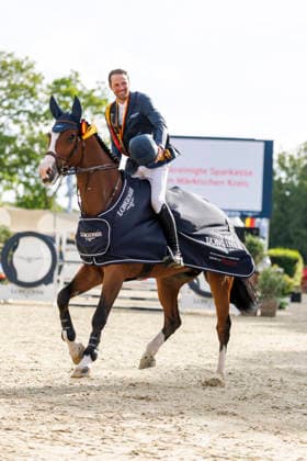 BALVE - LONGINES Balve Optimum 2026, BALVE - LONGINES Balve Optimum 2026 KUKUK Christian (GER), Akarad Tivoli Z Meisterehrung Meisterbad Sektdusche LONGINES OPTIMUM PREIS Springprüfung Kl.S