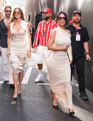 FORMULA ONE MONACO GRAND PRIX 2026 Kim Kardashian and Khloe Kardashian in the paddock during the Formula 1 Louis Vuitton Monaco Grand Prix 2026, 6th round of the 2026 Formula 1 World Championship, WM, Weltmeisterschaft from June 5th - 7th, 2026 at the Circuit de Monaco, Monte Carlo, Monaco. Credit: Robbie Hoad Every Second Media Editorial use only. All images are copyright Every Second Media Limited. No images may be reproduced without prior permission. Copyright: xIMAGO EveryxSecondxMediax ESM-2024-0424 RobbiexHoadx xEveryxSecondxMediax