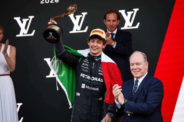 F1 - MONACO GRAND PRIX 2026 KIMI ANTONELLI Andrea (ita), Mercedes AMG F1 Team W16, portrait celebrates his victory podium Albert II of Monaco during the Formula 1 Grand Prix de Canada 2026, 6th round of the 2026 Formula One World Championship, WM, Weltmeisterschaft from June 5 to 7, 2026 on the Circuit de Monaco, in Monte-Carlo, Monaco - Monte-CarloMonaco  Copyright: xXavixBonillax