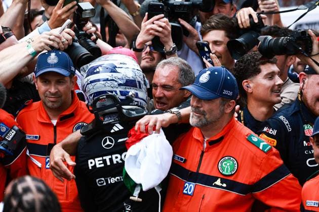 KIMI ANTONELLI Andrea (ita), Mercedes AMG F1 Team W16, portrait Father Marco Antonelli Monte Carlo Monaco
