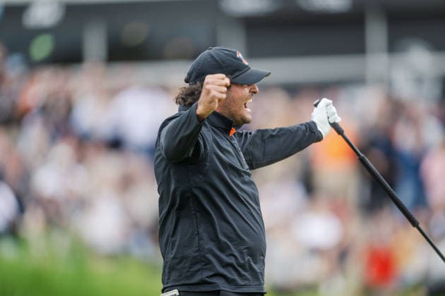 KLM Open 2026 - Day Four Eugenio Chacarra of Spain celebrates sinking his winning putt on the 18th green during the final round of the KLM Open at The International in Amsterdam, Netherlands, on June 7, 2026. Amsterdam Netherlands  Copyright: xAndyxAstfalckx originalFilename:astfalck-klmopenr260607_npUs5.jpg