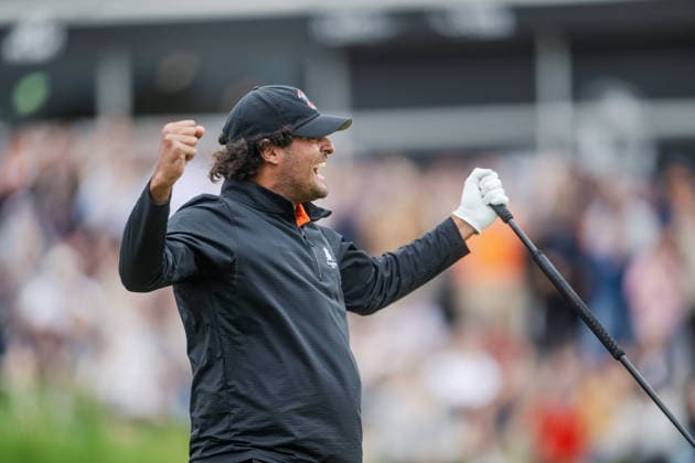 KLM Open 2026 - Day Four Eugenio Chacarra of Spain celebrates sinking his winning putt on the 18th green during the final round of the KLM Open at The International in Amsterdam, Netherlands, on June 7, 2026. Amsterdam Netherlands  Copyright: xAndyxAstfalckx originalFilename:astfalck-klmopenr260607_np2go.jpg