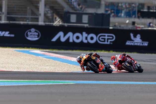 MotoGP of Hungary - Race Number 37 Red Bull KTM Factory Racing rider Pedro Acosta and Number 93 Ducati Lenovo Team rider Marc Marquez compete during the race at the 2026 Grand Prix of Hungary. Balatonfokajar Balatonfokajar Hungary  Copyright: xStephenxBlackberryx originalFilename:blackberry-2026gran260607_npU5x.jpg