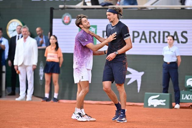 2026 French Open (Roland-Garros) - Men s singles final PARIS, FRANCE - JUNE 07: Germany s Alexander Zverev celebrates after defeating Italy s Flavio Cobolli to claim the title during the men s final singles match on day 15 of the French Open tennis tournament on Court Philippe-Chatrier at the Roland-Garros Complex in Paris on June 7, 2026. Mustafa Yalcin Anadolu Paris France. Editorial use only. Please get in touch for any other usage.  Copyright: x2026xAnadoluxMustafaxYalcinx