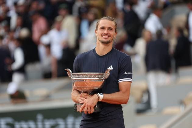 ROLAND GARROS PHOTOPQR LE PARISIEN Le Parisien Arnaud Journois ; PARIS ; 07 06 2026 ; Paris. Stade Roland Garros, le 7 juin 2026. Tennis. Internationaux de France de Roland Garros. Simple Messieurs Court Philippe Chatrier - finale Alexander Zverev vs Flavio Cobolli Photo Le Parisien Arnaud Journois Roland Garros French Open tennis tournament, in Paris, France, on 07 June 2026 PARIS France  Copyright: xPHOTOPQR LExPARISIEN MAXPPPxLexParisienx xArnaudxJournoisx 20260607LPA3308 20260607LPA3308