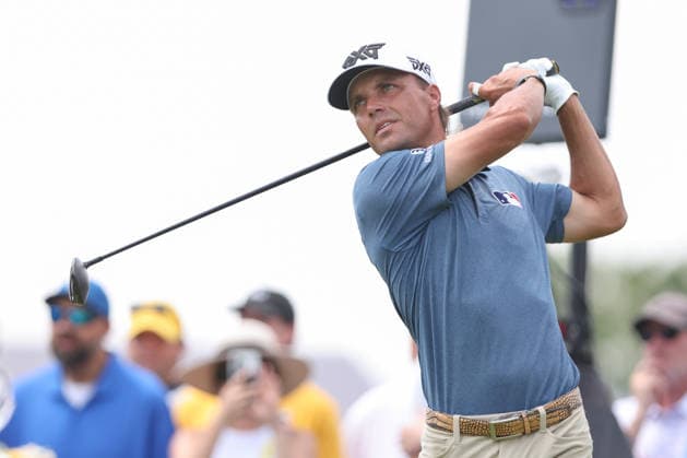 DUBLIN, OH - JUNE 07: Eric Cole of the United States watches his tee shot on the first hole during the final round of the Memorial Tournament presented by Workday at Muirfield Village Golf Club on June 7, 2026 in Dublin, OH. (Photo by Ian Johnson Icon Sportswire) GOLF: JUN 07 PGA, Golf Herren the Memorial Tournament presented by Workday EDITORIAL USE ONLY Icon260607038