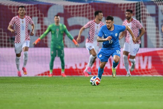 Croatia v Slovenia - International Friendly, Länderspiel, Nationalmannschaft Erik Janza of Slovenia runs with the ball during the international friendly match between Croatia and Slovenia at Stadium Varteks on June 7, 2026 in Varazdin, Croatia.  IgorxSoban PIXSELL