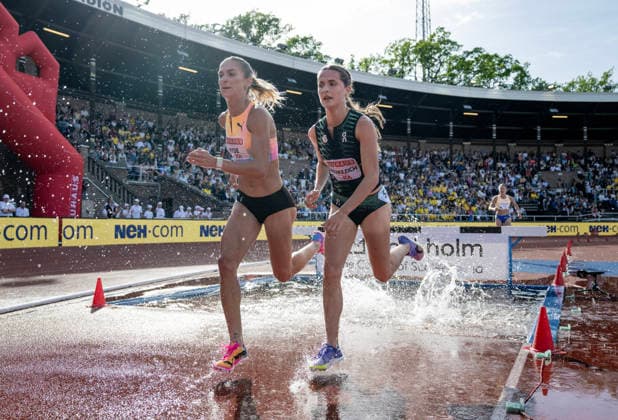 STOCKHOLM, SVERIGE 20260607 Gracie Hyde och Olivia Markezich, USA, i damernas 3000 m hinder under söndagens Diamond League-gala (Bauhaus-galan) pa Stockholms stadion. STOCKHOLM SVERIGE x10430x
