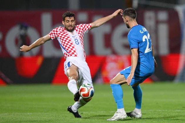 Croatia v Slovenia - International Friendly, Länderspiel, Nationalmannschaft Mateo Kovacic of Croatia and Adam Gnezda Cerin of Slovenia competes for the ball during the international friendly match between Croatia and Slovenia at Stadium Varteks on June 7, 2026 in Varazdin, Croatia.  IgorxSoban PIXSELL