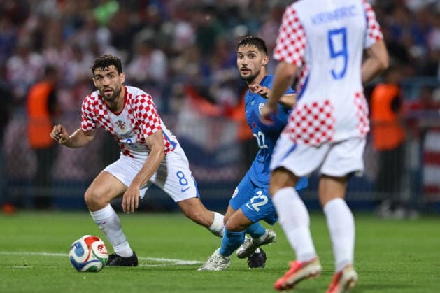 Croatia v Slovenia - International Friendly, Länderspiel, Nationalmannschaft Mateo Kovacic of Croatia and Adam Gnezda Cerin of Slovenia competes for the ball during the international friendly match between Croatia and Slovenia at Stadium Varteks on June 7, 2026 in Varazdin, Croatia.  IgorxSoban PIXSELL