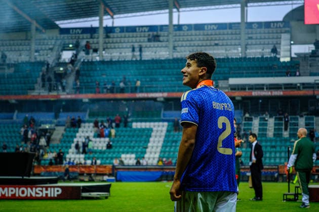 UEFA Under-17 European Championship, EM, Europameisterschaft Estonia 2026 Giampaolo Bonifazi of Italy U-17 national team, Nationalteam celebrating winning the European Championship during the UEFA Under-17 European Championship Final match between Italy U-17 vs Belgium U-17 national teams, Tallinn Estonia 07.06.2026 Tallinn A Le Coq Arena Estonia Copyright: xMaurixLevandix