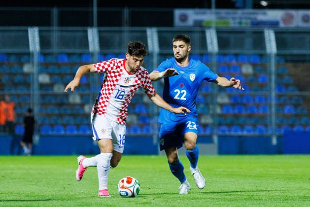 Pre-World cup International Friendly, Länderspiel, Nationalmannschaft 2026 match between Croatia and Slovenia Martin Baturina (Croatia 16) and Adam Gnezda Cerin (Slovenia 22) seen in action during Pre-World cup international friendly 2026 football match between Croatia and Slovenia, Stadium Varteks, Varazdin, Croatia 07.06.2026 Copyright: xBEAUTIFULxSPORTS Bosnjakovicx