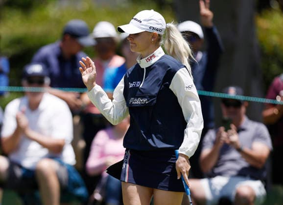 Charley Hull of England reacts after sinking a putt for an eagle on the 1st hole during the final round of the 81st Women s U.S. Open golf championship at the Riviera Country Club in Pacific Palisades, California, on Sunday, June 7, 2026.  GLP20260607958 CAROLINExBREHMAN