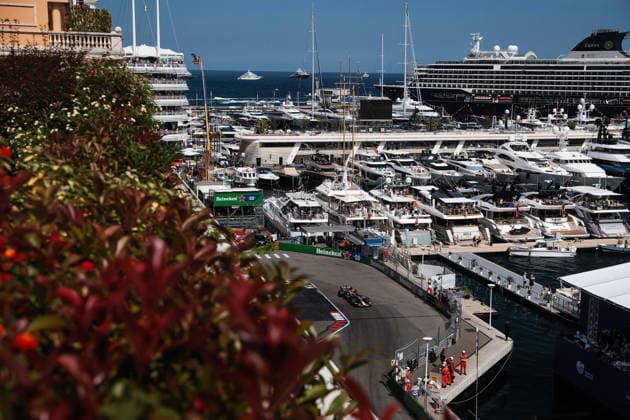 F1 - MONACO GRAND PRIX 2026 06 HADJAR Isack (fra), Red Bull Racing Ford RB22, action during the Formula 1 Grand Prix de Canada 2026, 6th round of the 2026 Formula One World Championship, WM, Weltmeisterschaft from June 5 to 7, 2026 on the Circuit de Monaco, in Monte-Carlo, Monaco - Monte-CarloMonaco  Copyright: xEricxAlonsox