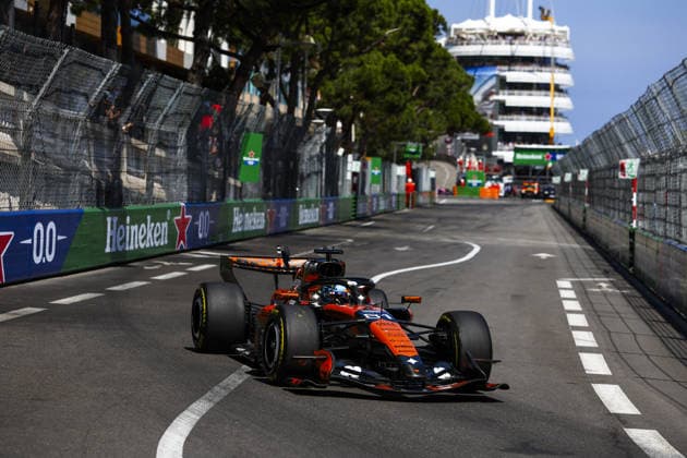 IPA85452886 - (81) Oscar Piastri (AUS) - McLaren Mastercard F1 Team - McLaren MCL40 - Mercedes during the Race Day of Formula 1 Grand Prix de Monaco 2026 at Circuit de Monaco in Monte Carlo, Monaco. Round 8 of the 2026 FIA Formula One World Championship, WM, Weltmeisterschaft held June 5-7, 2026. The iconic Circuit de Monaco, the jewel of the Formula 1 calendar, winds through the narrow streets of Monte Carlo in the Principality of Monaco.  Copyright: xAlessioxDexMarco IPAxSportx xx 85452886