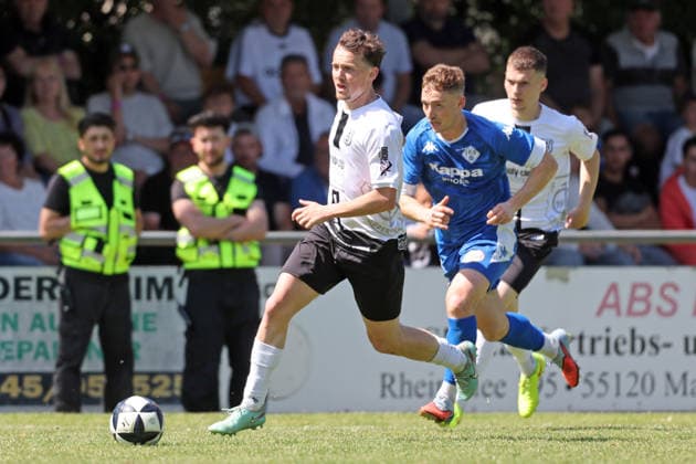 Fussball - Aufstiegsspiel RL SW - FC Eddersheim - FK 03 Pirmasens - 07.06.26, NIKLAS KRAUS (FCE), -