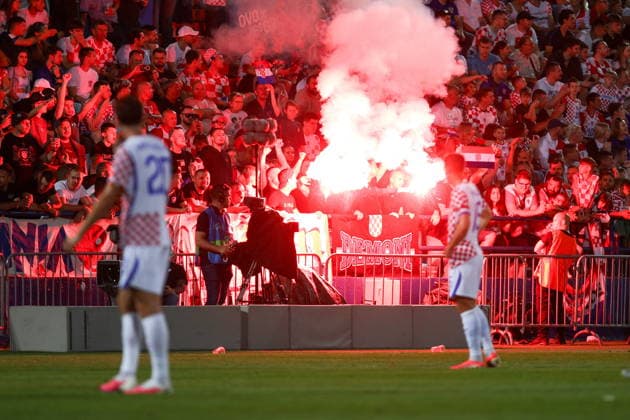 Varazdin, Croatia, 070626. City stadium. Friendly football game before the World Cup, Croatia - Slovenia. In photo: fan celebration of the final goal. Photo: Josip Bandic CROPIX Varazdin Croatia Copyright: xxJosipxBandicx xCROPIXx croatia_slovenia02-070626