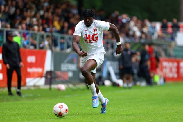 27 Max Mbodje (Eimsbütteler TV) Fußball I Herren I Aufstiegsrunde zur Regionalliga Nord I Saison 2025-2026 I 3. Spiel I Eimsbütteler TV - Blumenthaler SV I 07.06.2026 I A-Platz Heeslingen