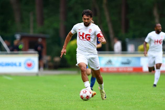 6 Bamo Karim (Eimsbütteler TV) Fußball I Herren I Aufstiegsrunde zur Regionalliga Nord I Saison 2025-2026 I 3. Spiel I Eimsbütteler TV - Blumenthaler SV I 07.06.2026 I A-Platz Heeslingen