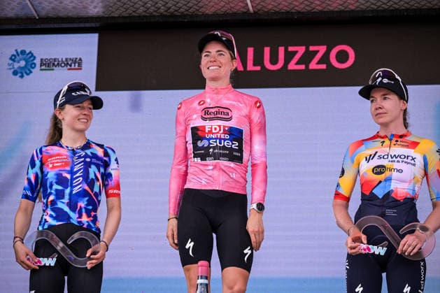 37th Giro d Italia Women 2026 - Stage 9 Demi Vollering of the FDJ United-Suez team stands on the podium with the Maglia Rosa after stage 9 of the 2026 Giro d Italia Femminile in Saluzzo, Italy, on June 7, 2026. Saluzzo Italy  Copyright: xAndreaxxAmatox originalFilename:amato-notitle260607_npF4V.jpg