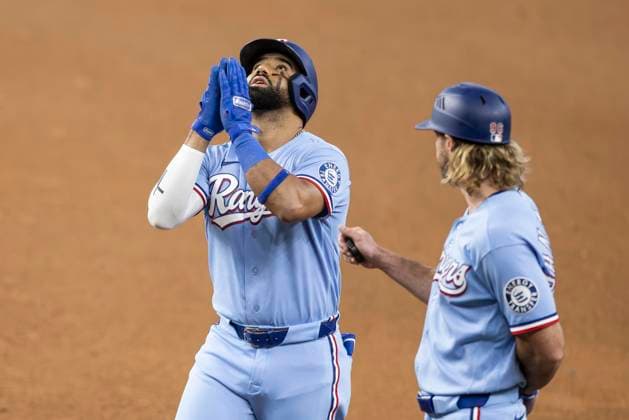 June 7, 2026, Arlington, Texas, USA: Texas Rangers shortstop EZEQUIEL DURAN (20) celebrates after hitting a single during a MLB, Baseball Herren, USA game between the Cleveland Guardians and Texas Rangers at Globe Life Field. Texas wins 10-0. Arlington USA - ZUMAf180 20260607_zsp_f180_018 Copyright: xMarkxFannx