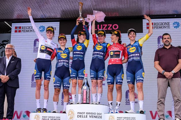 37th Giro d Italia Women 2026 - Stage 9 Lidl-Treck celebrates winning the Superteam after stage 9 of the 2026 Giro d Italia Femminile in Saluzzo, Italy, on June 7, 2026. Saluzzo Italy  Copyright: xAndreaxxAmatox originalFilename:amato-notitle260607_np8ry.jpg