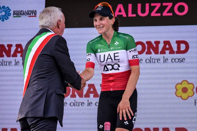 37th Giro d Italia Women 2026 - Stage 9 Elisa Longo Borghini of UAE Team ADQ stands on the podium after stage 9 of the 2026 Giro d Italia Femminile in Saluzzo, Italy, on June 7, 2026. Saluzzo Italy  Copyright: xAndreaxxAmatox originalFilename:amato-notitle260607_npdxg.jpg
