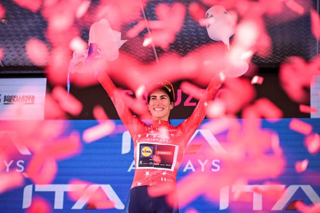 37th Giro d Italia Women 2026 - Stage 9 Elisa Balsamo of the Lidl-Treck team celebrates the Maglia Rossa on the podium after stage 9 of the 2026 Giro d Italia Femminile in Saluzzo, Italy, on June 7, 2026. Saluzzo Italy  Copyright: xAndreaxxAmatox originalFilename:amato-notitle260607_npJbz.jpg