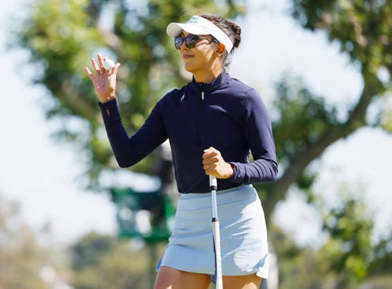 Alison Lee waves after finishing on the 18th hole during the final round of the 81st Women s U.S. Open golf championship at the Riviera Country Club in Pacific Palisades, California, on Sunday, June 7, 2026.  GLP20260607809 CAROLINExBREHMAN