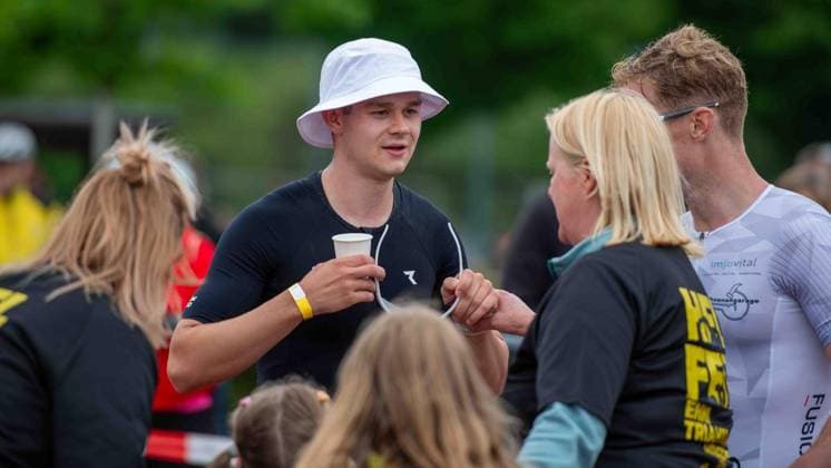 Erster Enni-Triathlon Moers - aktualisiert ** NUR FÜR REDAKTIONELLE ZWECKE ** EDITORIAL USE ONLY **<p>Daniel Walterbusch, Altersklasse M 20, beim ersten Enni-Triathlon am Sonntag, den 07.06.2026, in Moers. Deutschland NRW Moers Copyright: ChristianxCreon